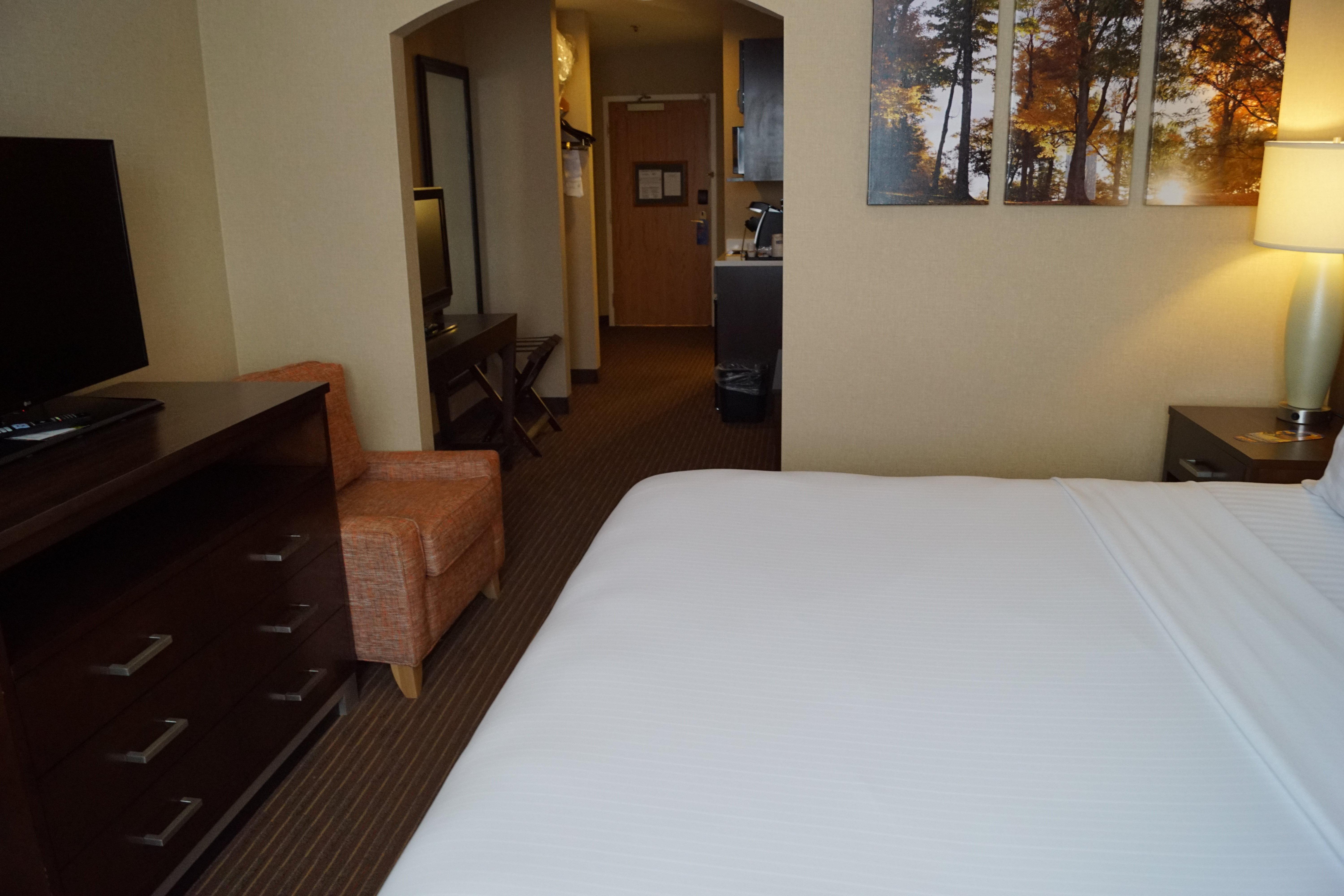 Holiday Inn Express Hotel & Suites Watertown - Thousand Islands By Ihg Kültér fotó