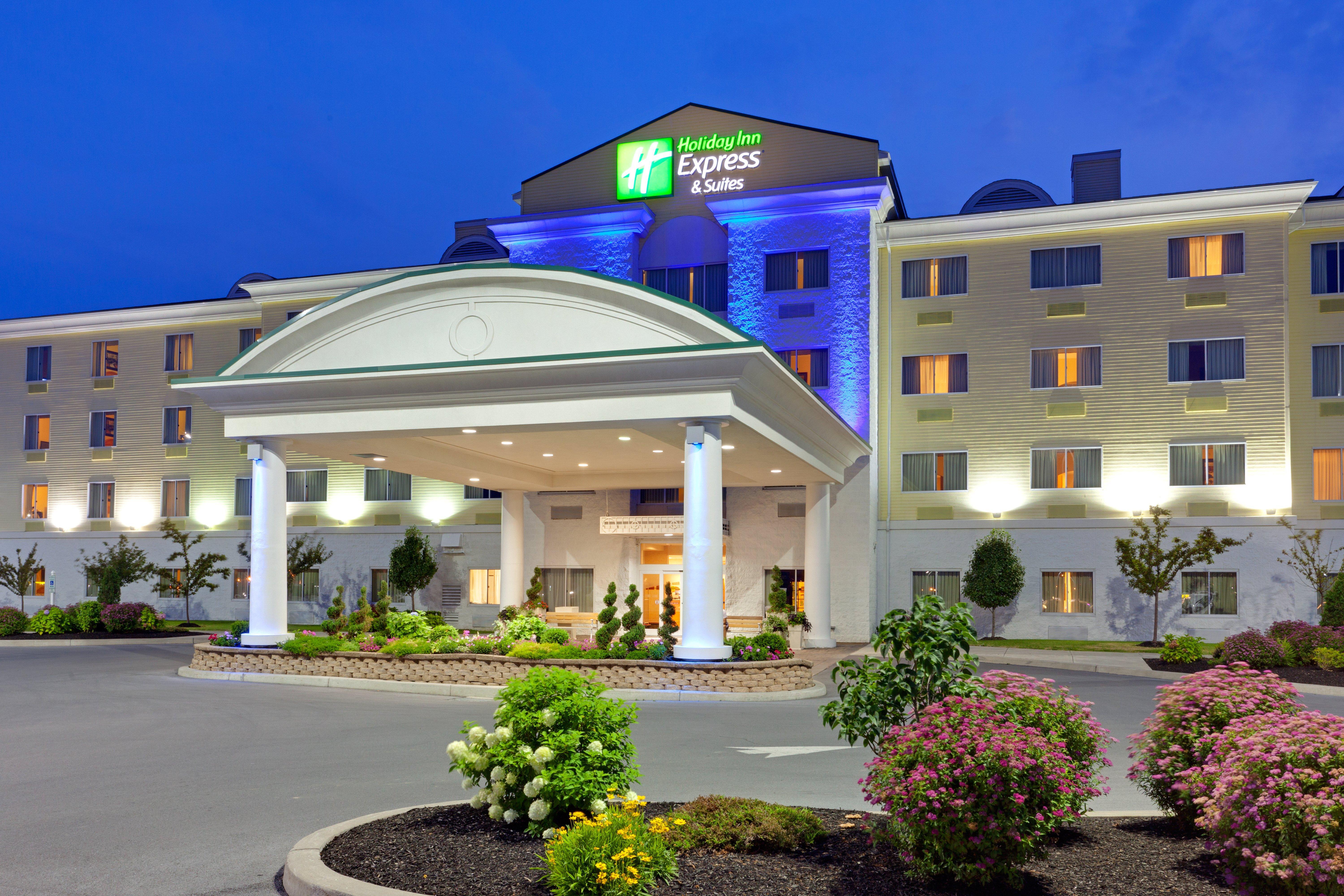 Holiday Inn Express Hotel & Suites Watertown - Thousand Islands By Ihg Kültér fotó